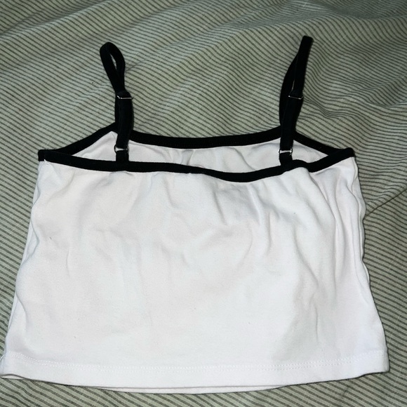 H&M crop top - Picture 2 of 2